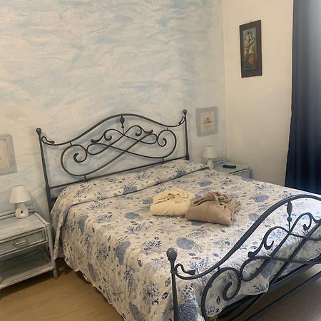 The Sea Flower Appartamento Con Giardino E Garage Auto Incluso 산레모 외부 사진
