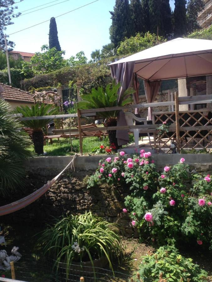 The Sea Flower Appartamento Con Giardino E Garage Auto Incluso 산레모 외부 사진